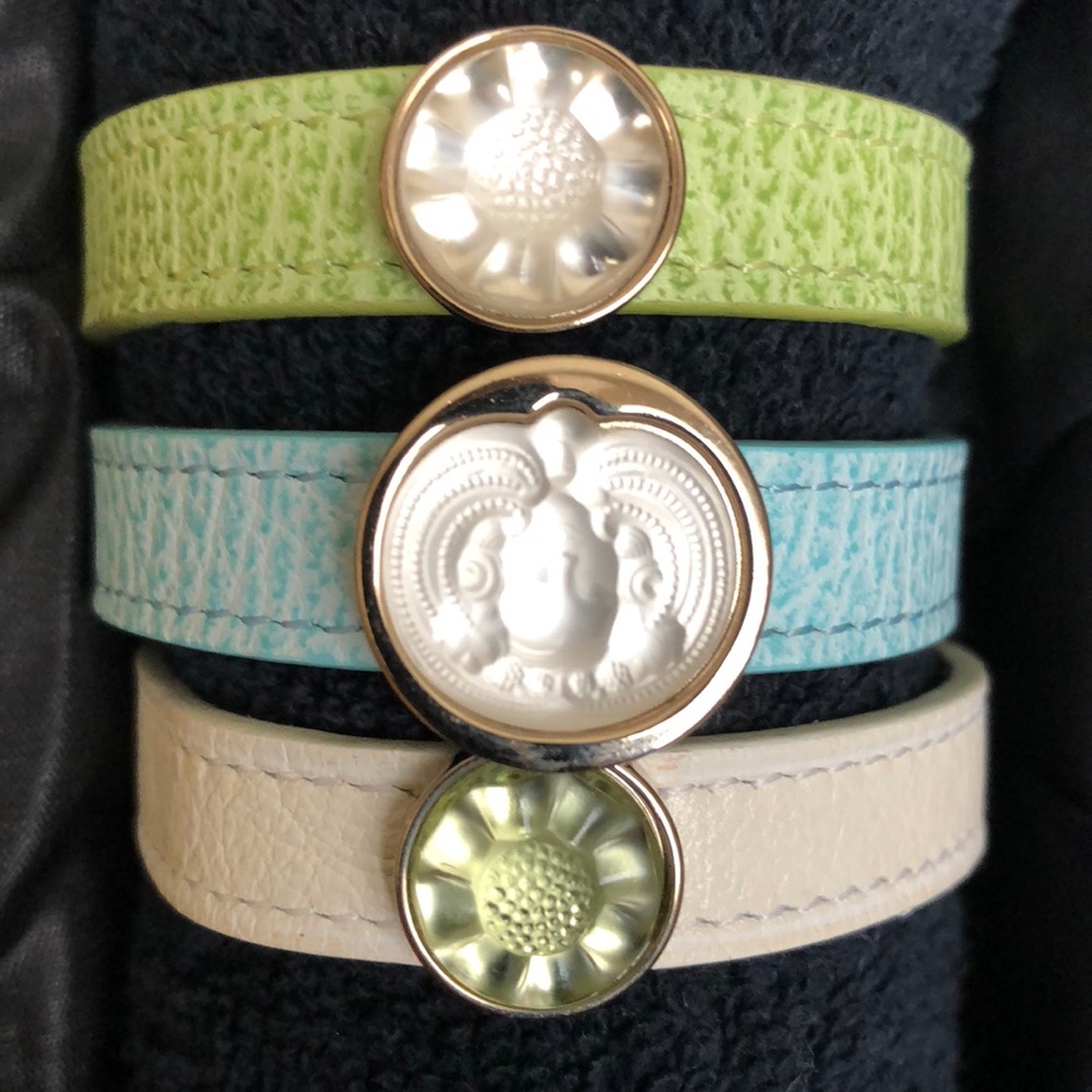 Lalique Arethuse Masque and flower bracelets